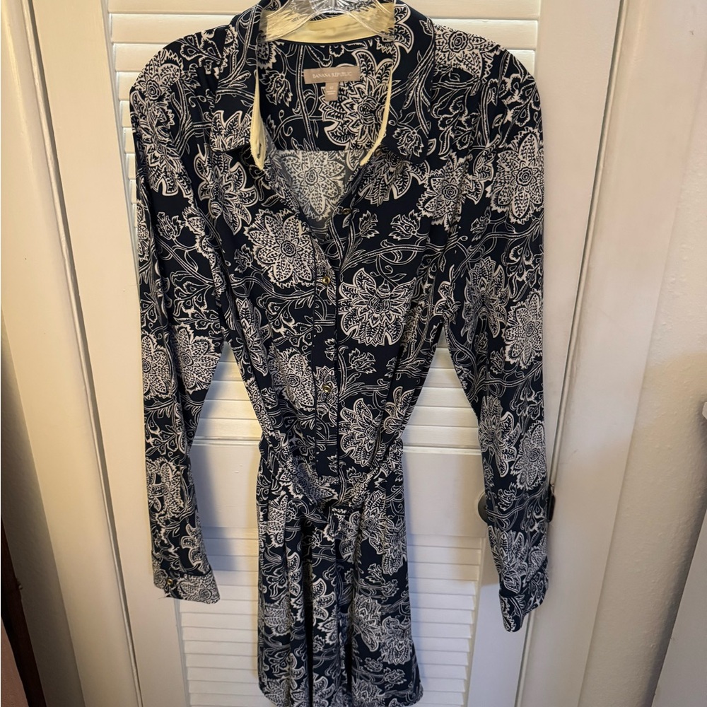 Banana Republic Black and White Floral Midi Dress